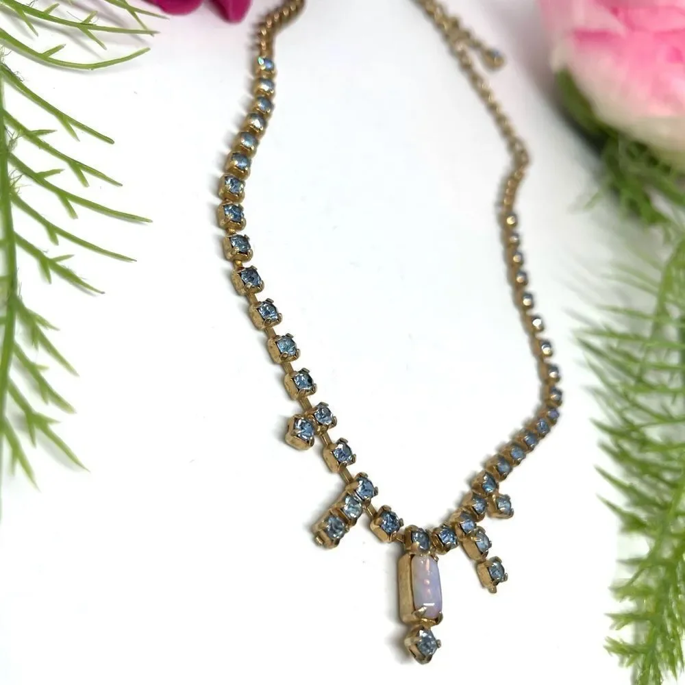 VINTAGE⚜️Gorgeous Aqua Crystal Linked Opal Gem Necklace